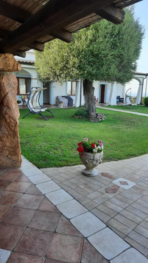 Agriturismo Irghitula Посада Экстерьер фото