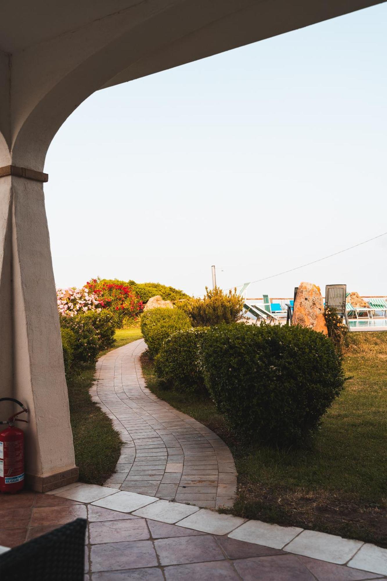 Agriturismo Irghitula Посада Экстерьер фото
