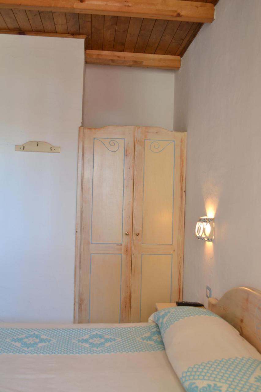 Agriturismo Irghitula Посада Экстерьер фото